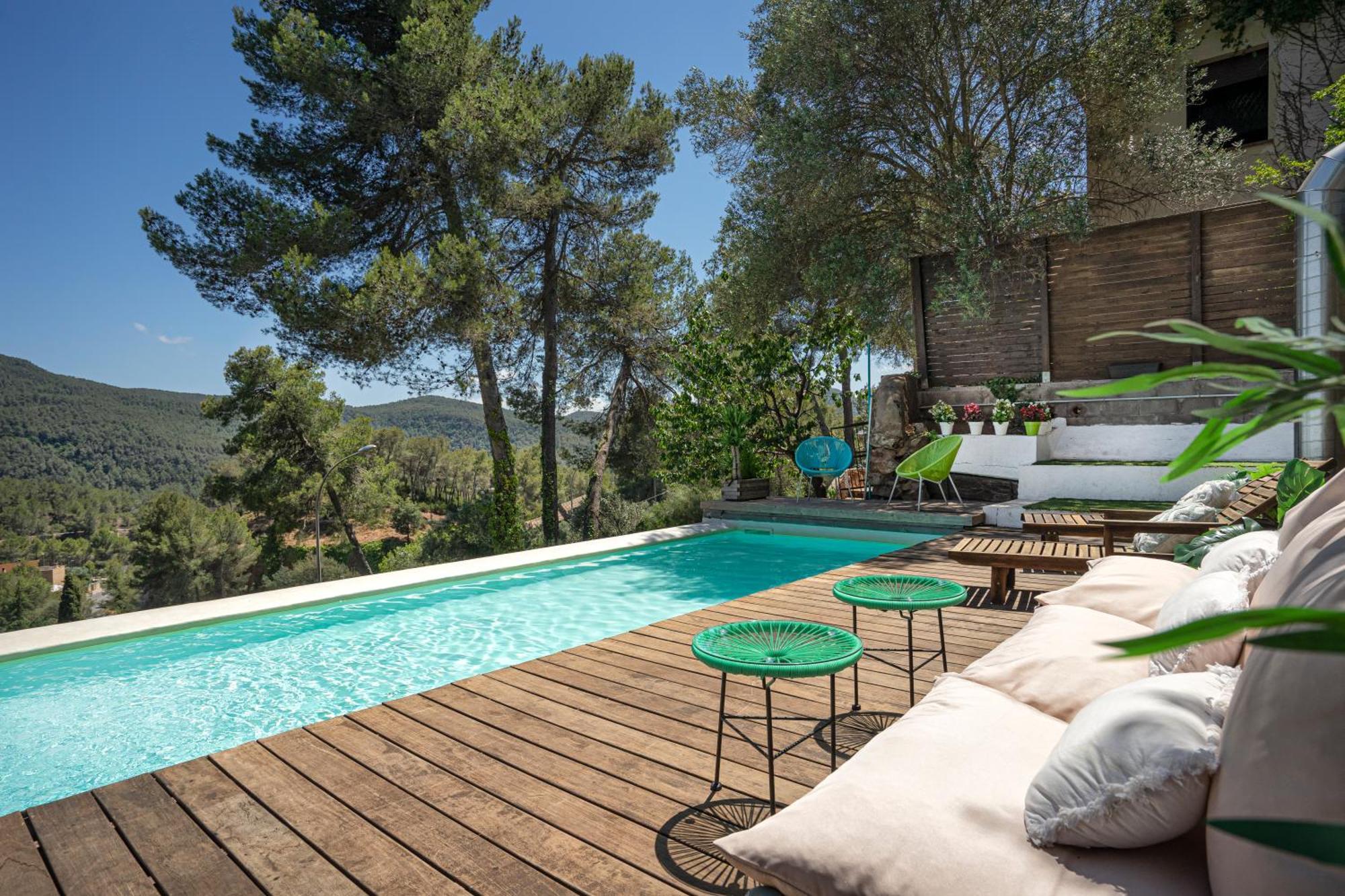 The Loft - With Private Pool & Jacuzzi Βίλα Corbera de Llobregat Εξωτερικό φωτογραφία