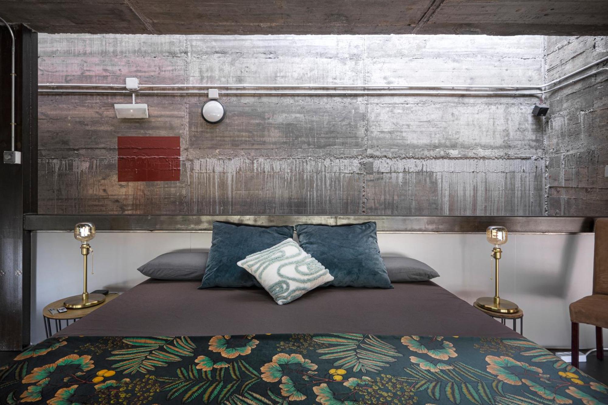 The Loft - With Private Pool & Jacuzzi Βίλα Corbera de Llobregat Εξωτερικό φωτογραφία